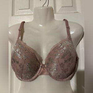 Victoria's Secret Rose Blush Lace Push-Up Bra with Metallic Accents
